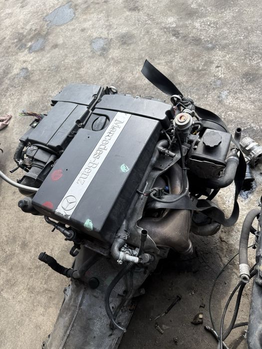 Двигатель M271 компрессор.