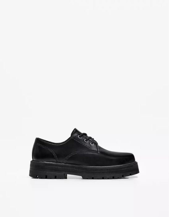 Black Noir Bluchers Bershka 45
