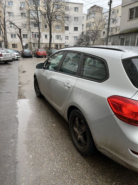 Opel Astra J Sports Tourer, 1.7 cdti, 2011