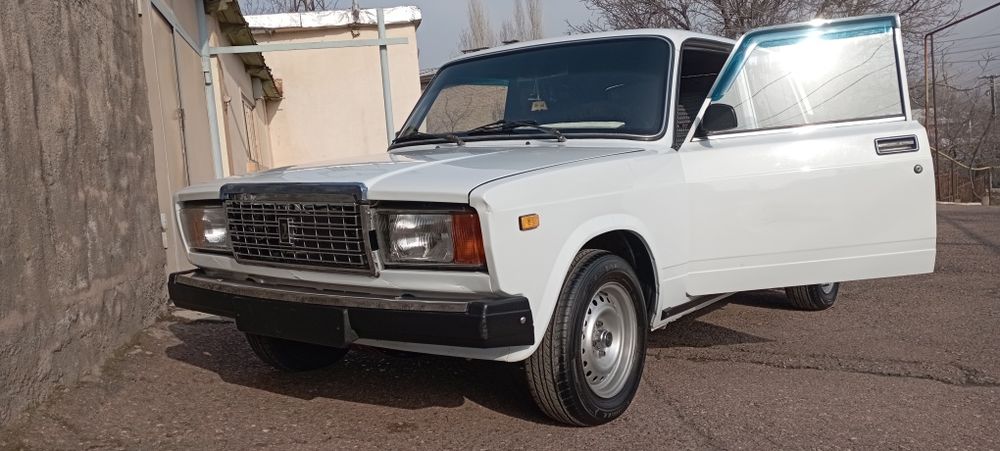 Продам ваз 2107 бензин 2006год