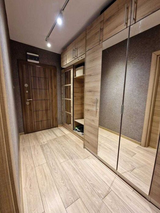 Продава се Многостаен апартамент в Пловдив, Каменица 2 - 106 кв.м за 2067 €/кв.м - Снимка #3