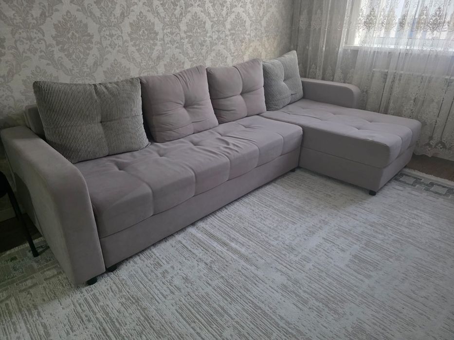 Продам диван угловой