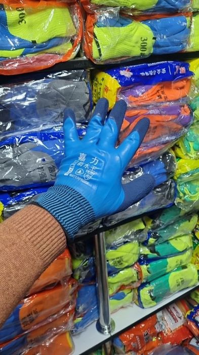 Перчатка строительные perchatka