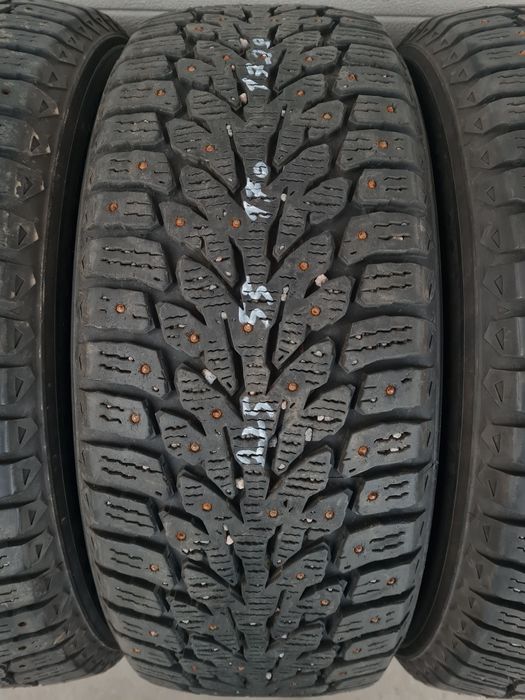 Зимни гуми 4 броя KUMHO WinterCrafy 225 55 R17 дот 1723