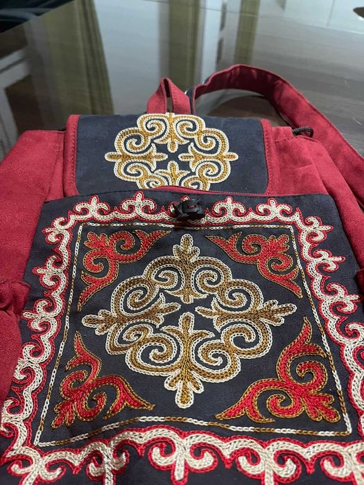 Рюкзак в национальном стиле