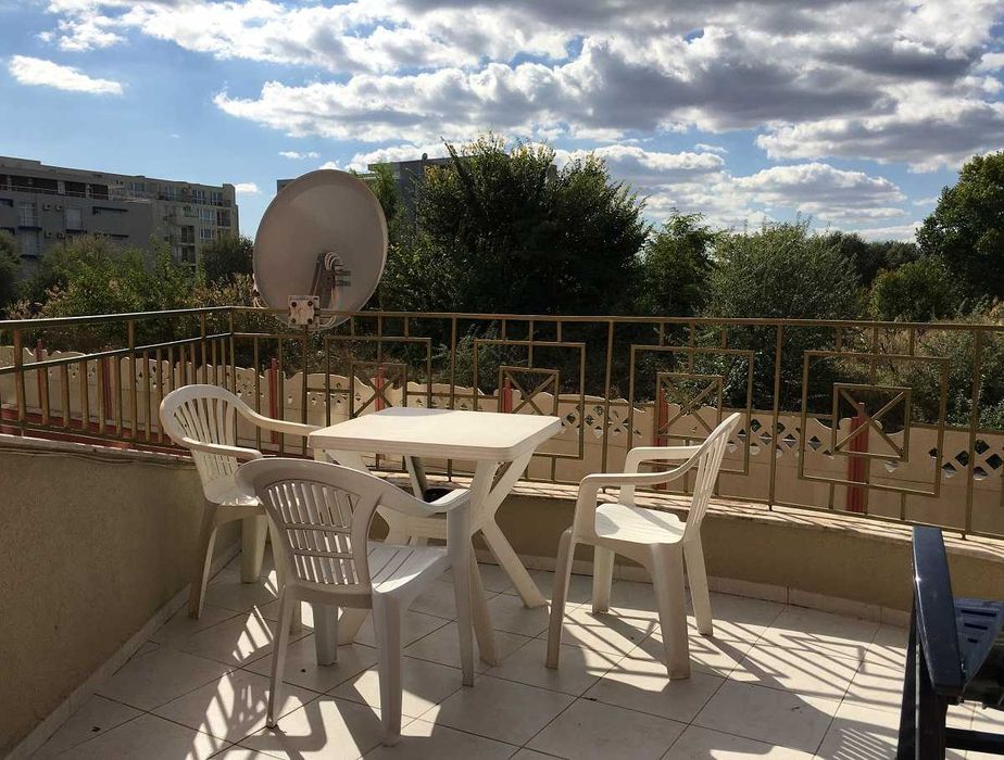 Дава се под наем Двустаен апартамент в к.к. Слънчев бряг - 75 кв.м за 350 € - Снимка #14