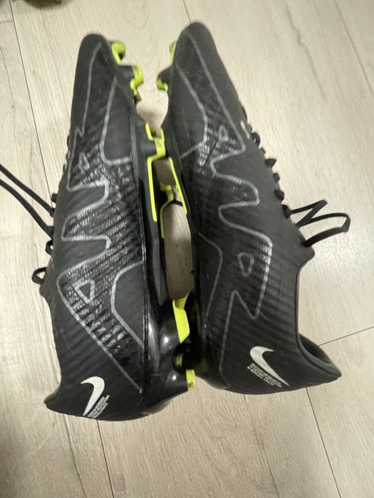 Nike Air Футболни бутонки