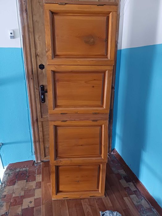 отдам бесплатно навесную полку