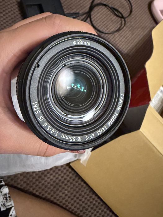Canon 200 D DSLR