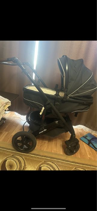 Продам коляску с 0 до 3 лет