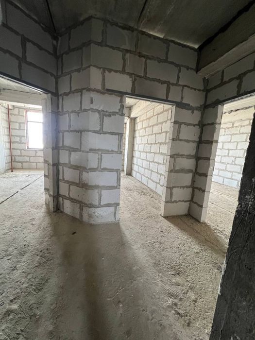 2 xonalik arzon sotiladi tezda