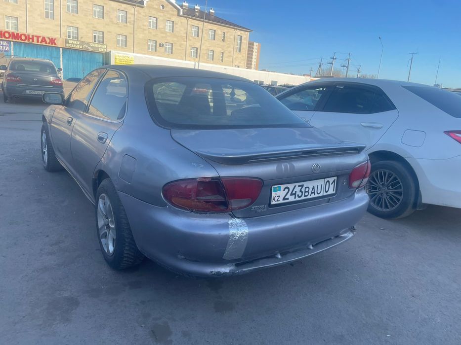 Продам Мазду . Машина на ходу