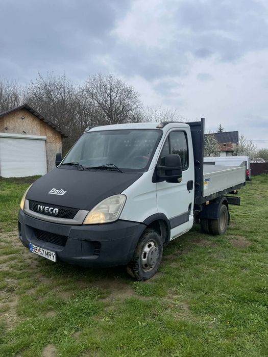 Vând Iveco daily