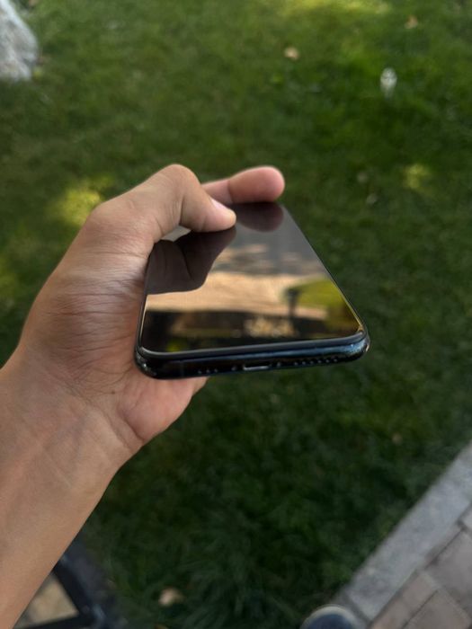 Orqa sngan ayfon 11pro