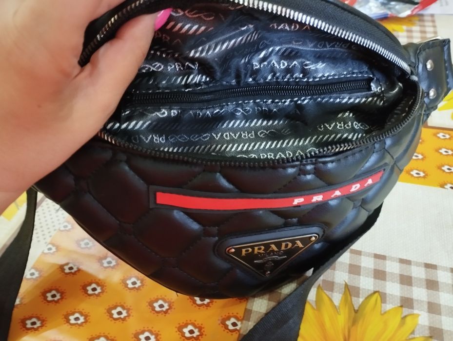 Мъжка чанта Prada