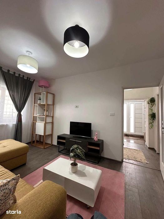 De vanzare casa in Roman, zona Parcului, pret 79.000 euro