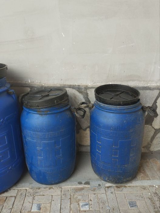 Bochkalar 6 ta sotiladi