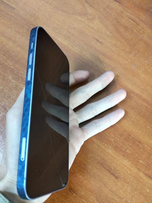 Айфон 12, 128 гб