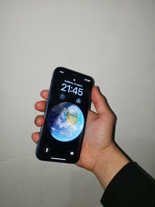 Iphone 12   SROCHNA