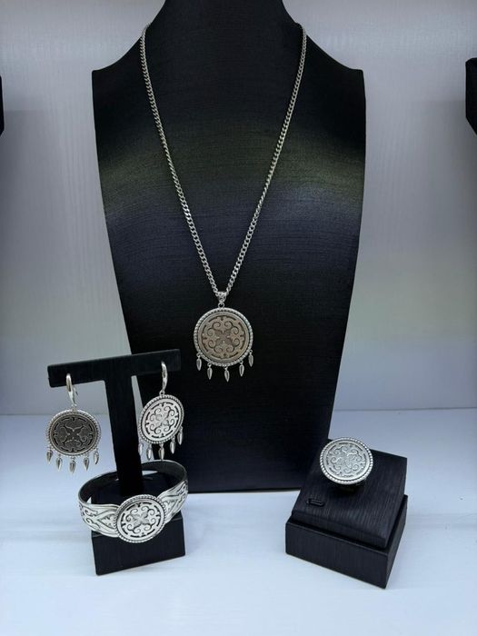 Украшения из серебра