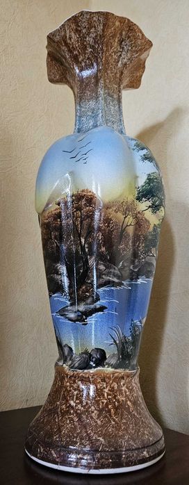 Ваза напольная высота 60 см. Район 1000 мелочей.