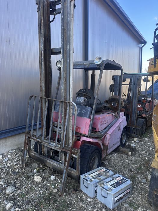 Catarg+hidromotoare+capote+distribuitor stivuitor bt cesab 3,0