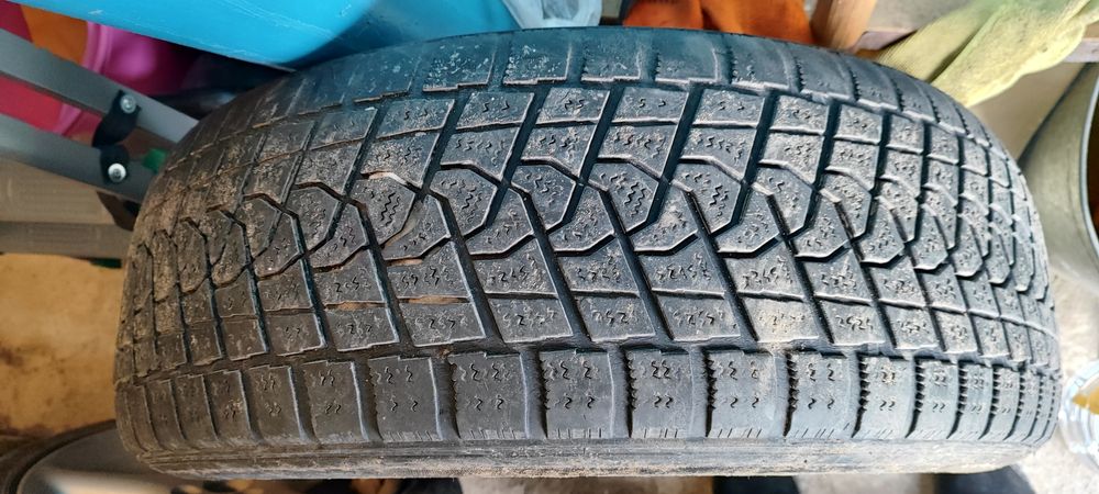 Шины на легковой автомобиль