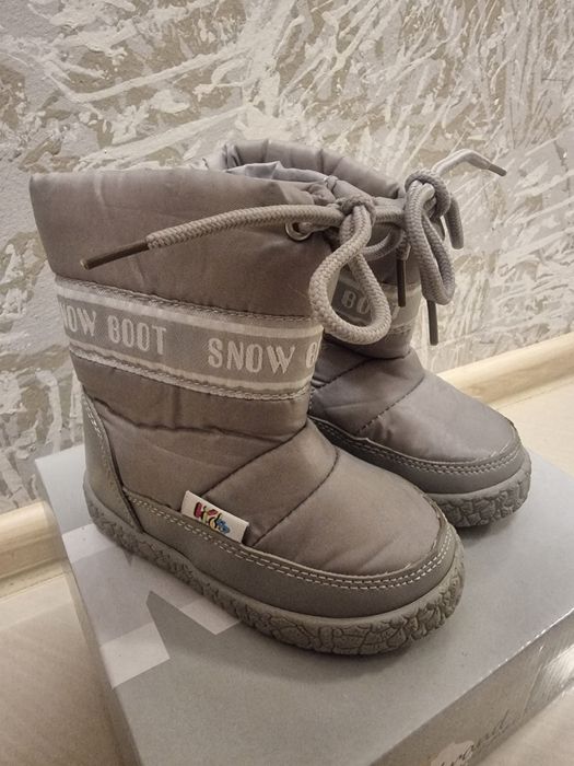 Детски ботуши, размер 24