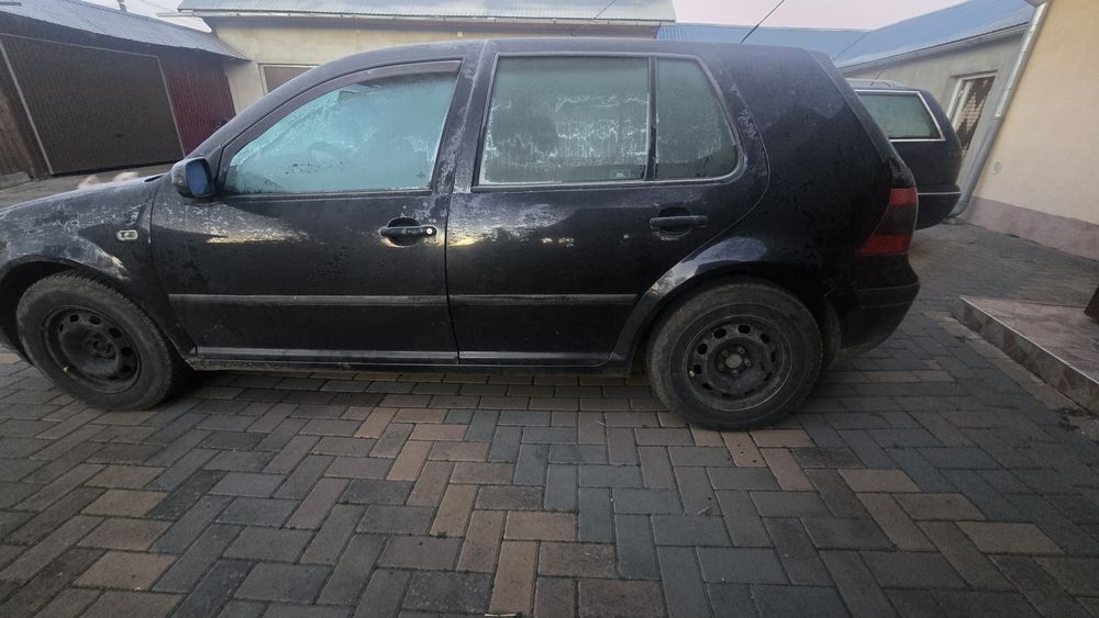 Se vinde Golf 4 1.6 16v