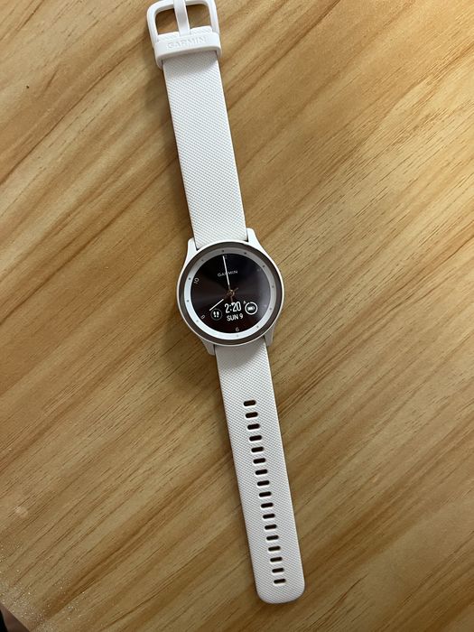 Ceas Garmin vivomove sport de dama smart