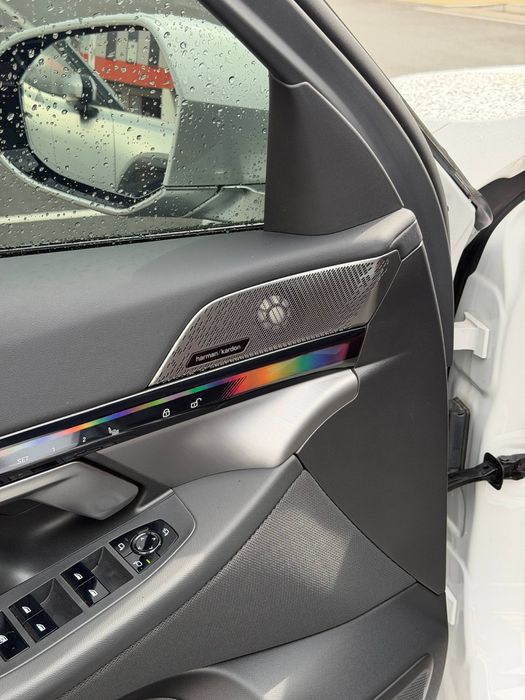 Bmw i5 35L 2024 +dop opton bu oddiy 35L emas!!! Body kit bonus