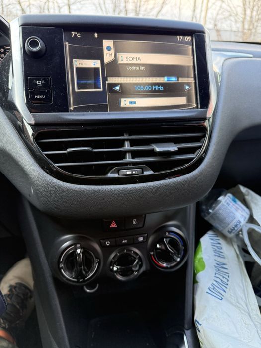 Пежо 208 1.0 VTI 2013г. На части