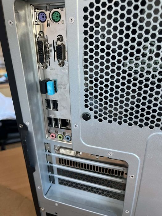 Pc gaming i3-7100 rx570 8gb