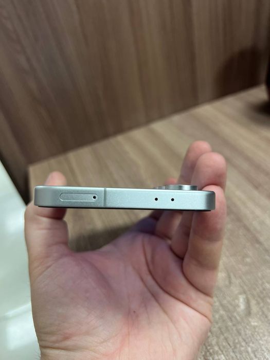 Samsung s24 Fe идеал как новый красивый