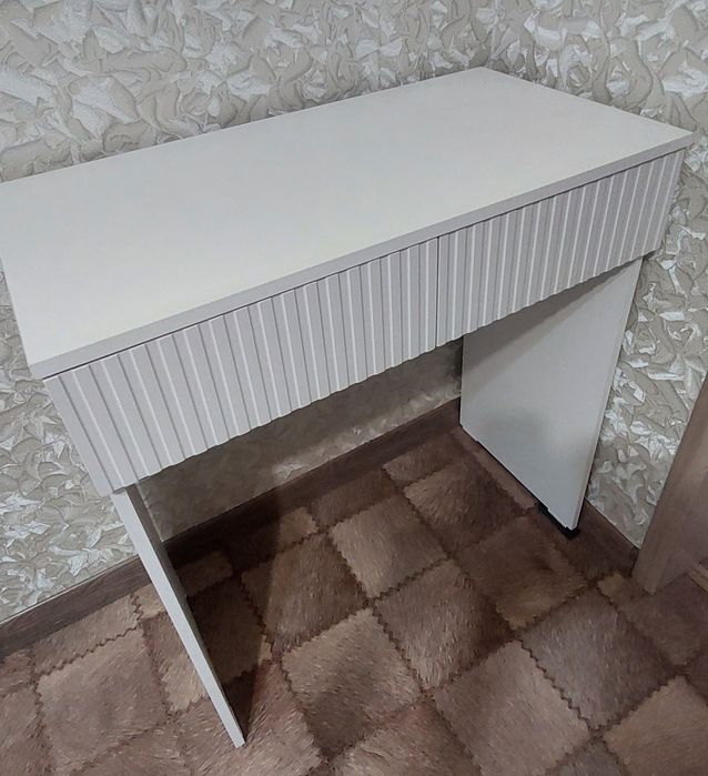 Визажный  столик