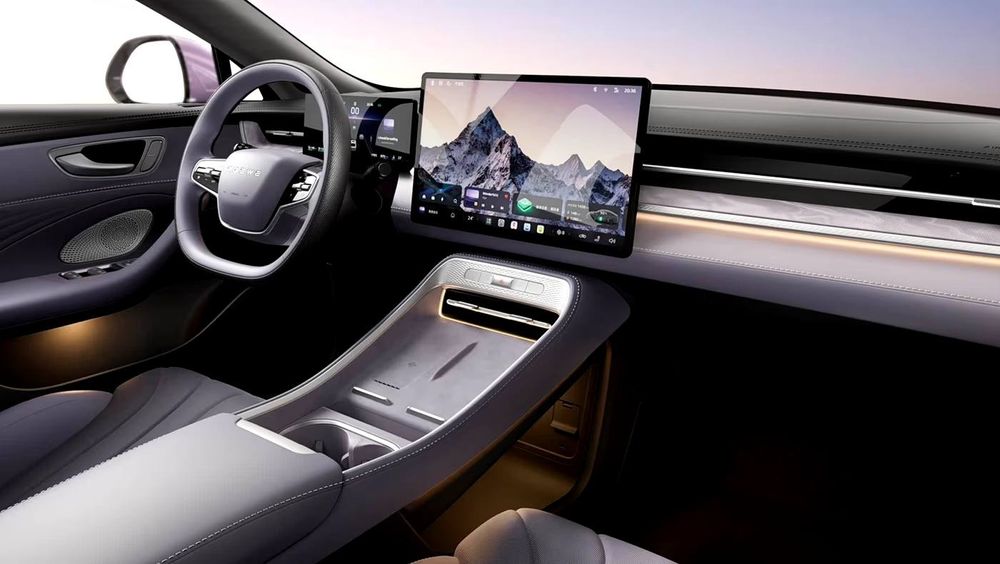 Roewe M7 naxtga nasiyaga