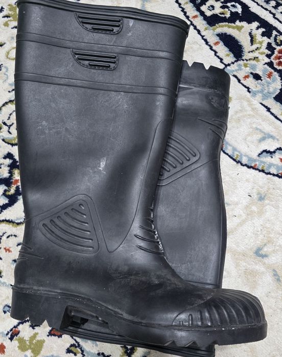 Сапоги резиновые и керзовые