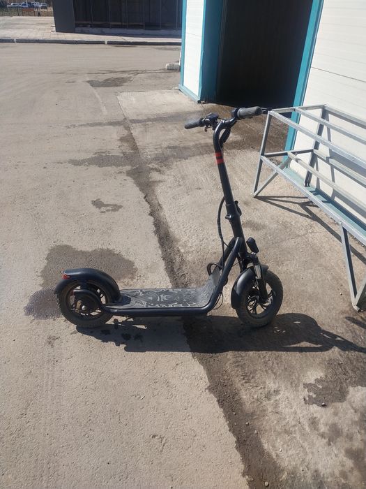 Продам электросамокат