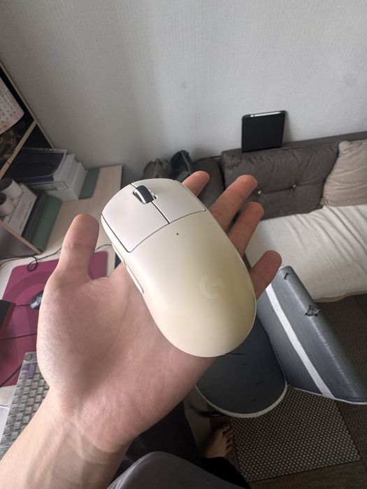 Продам мышку Logitech superlite 1