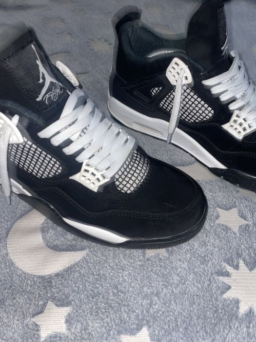 обувки Nike Air Jordan 4