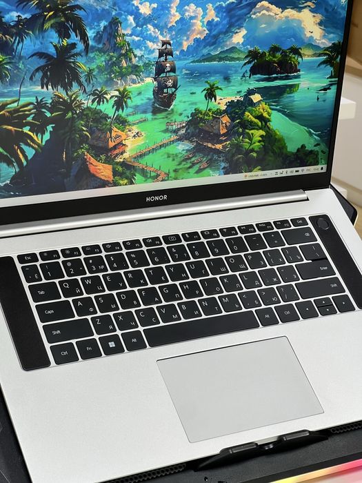 Ульрабук HONOR MagicBook