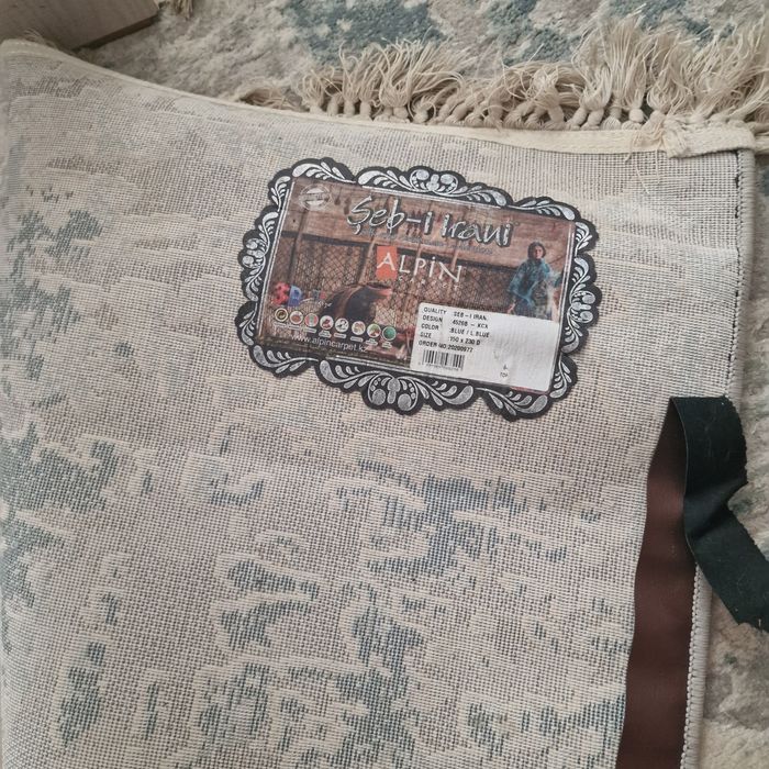 Продам ковёр/палас.