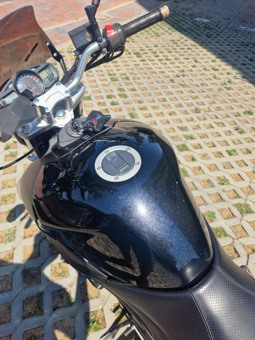 Vând Suzuki Gsr 600