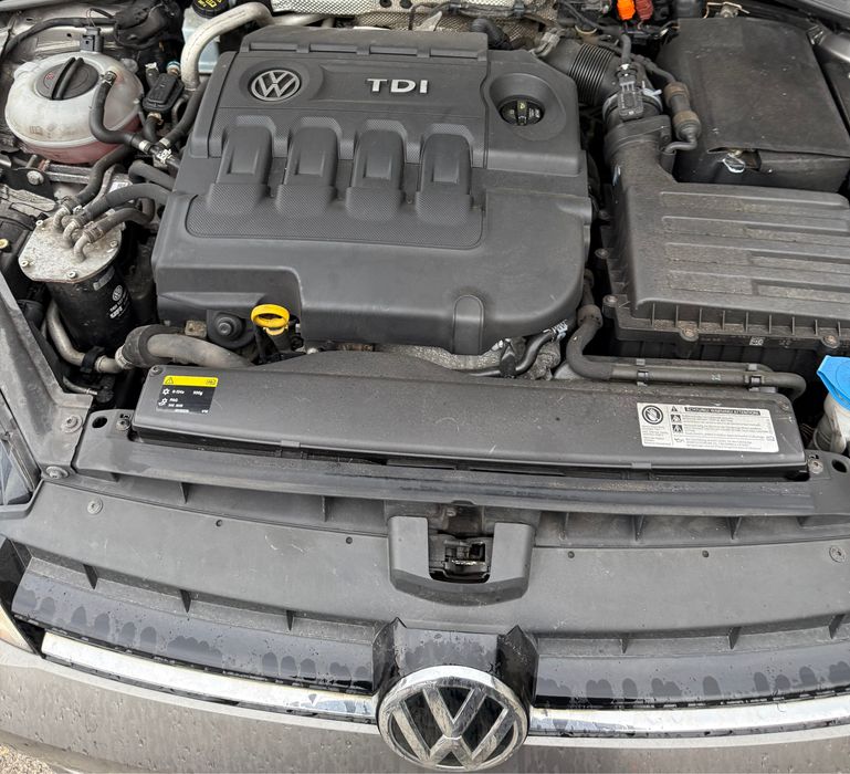 На части Vw Golf 7 1. 6tdi CLh комби Голф 105кс дистроник