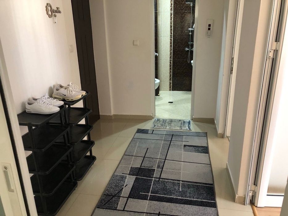 Дава се под наем Тристаен апартамент в Гоце Делчев - 85 кв.м за 248.88 € - Снимка #2