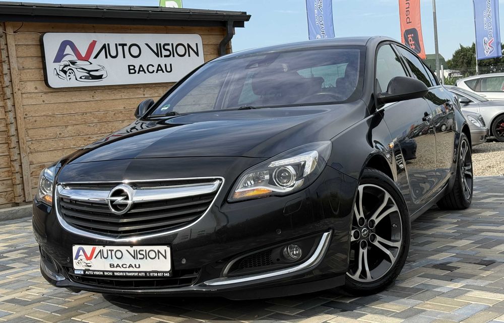 OPEL Insignia 2015