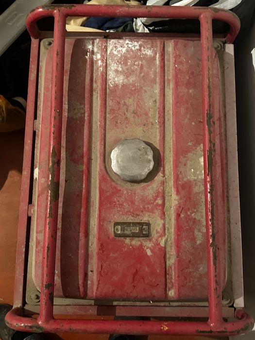 Бензиновый генератор