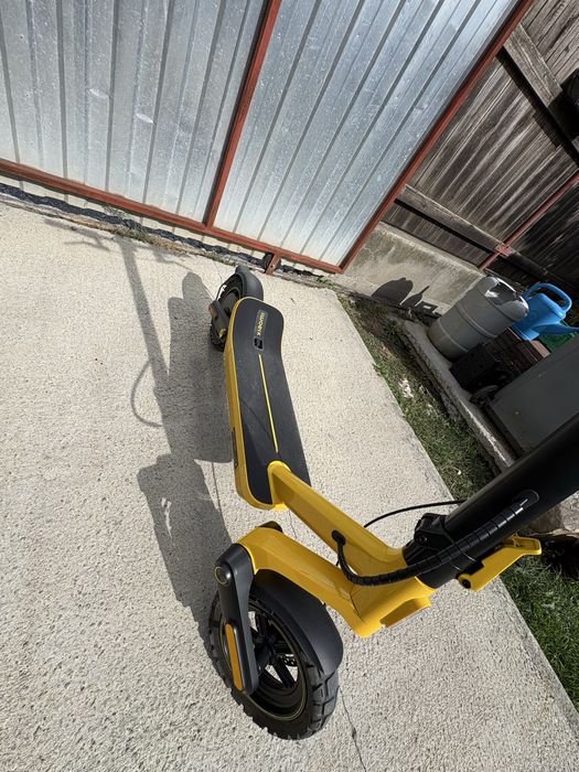 Trotineta electrica xiaomi ultra 6