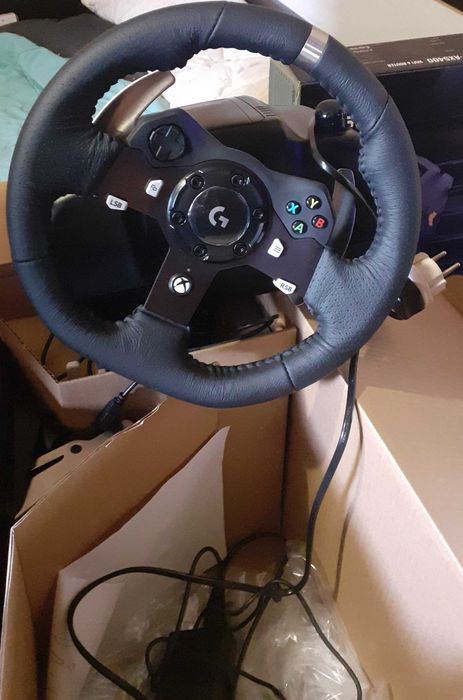 Волан, педали и скоростен лост Logitech