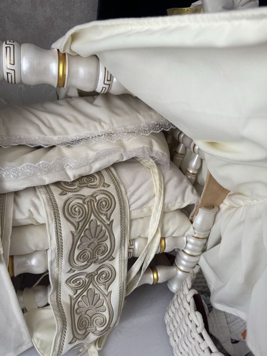 Продам новый бесик